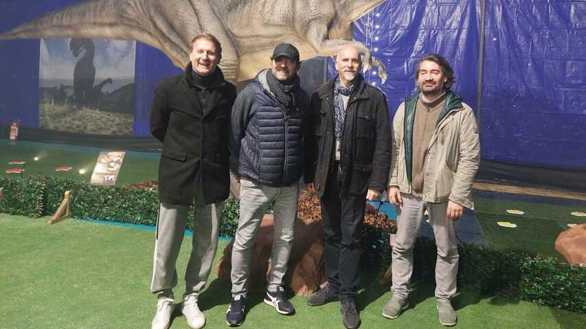 Da sinistra Gianfranco Lischi e Massimo Niemen, di River Park, il vicesindaco Alessandro Puccinelli e Gianluca Salvadori