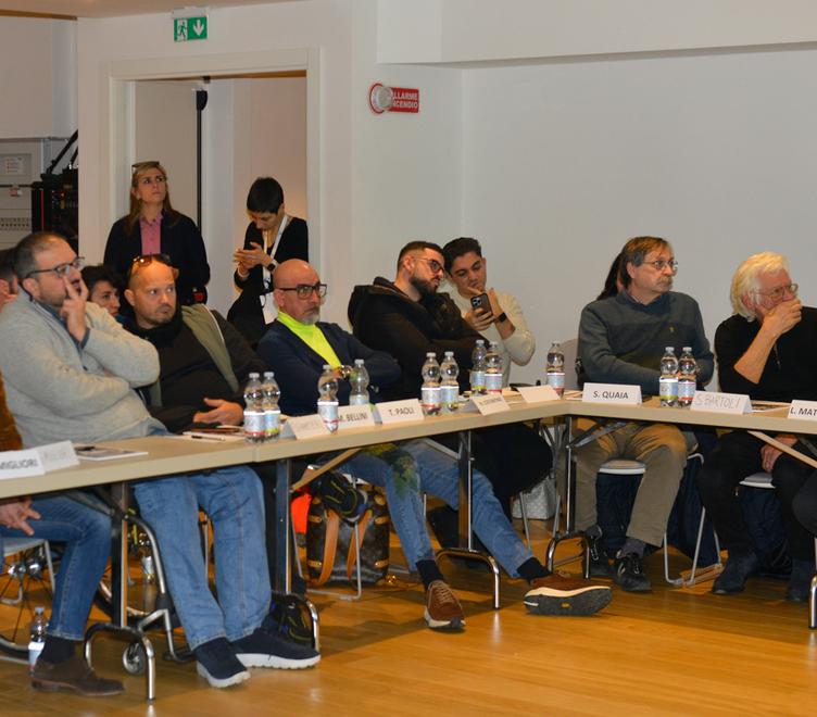 Il progetto tramvia allo stadio e la paura dei commercianti per i dehors: «Che fine faranno?»