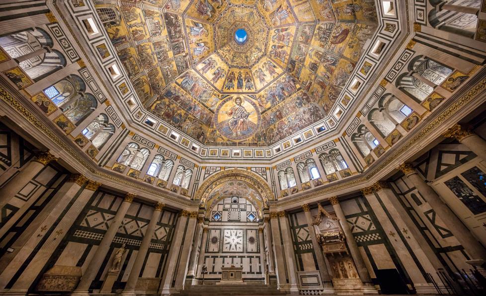 Lassù ad ammirare i mosaici da sogno del Battistero di Firenze