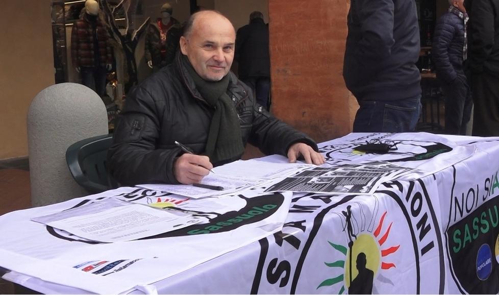 Sassuolo «Rifiuti: no al nuovo sistema» Firme contro il porta-a-porta 