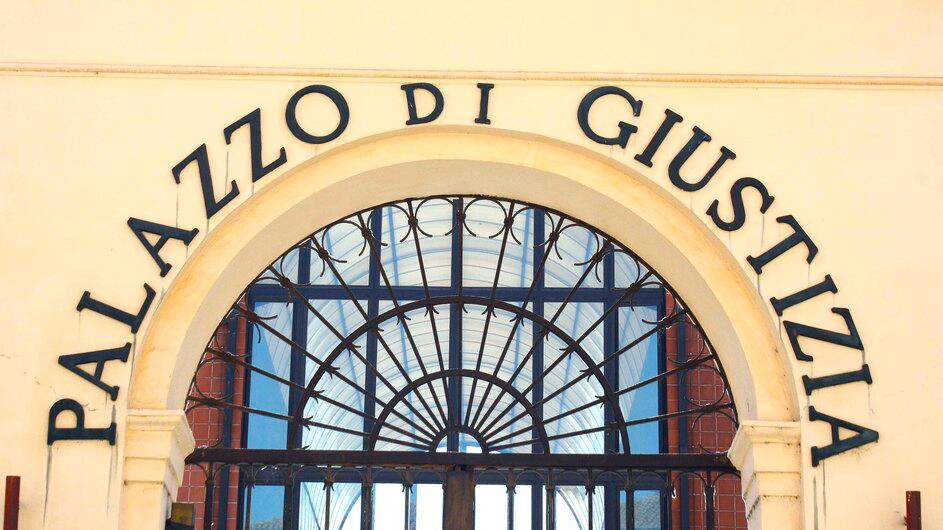 Ferrara, il pub fa troppo rumore di notte: famiglia si rivolge al giudice