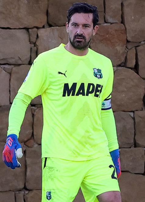 Il Sassuolo s’affida al 42enne Pegolo È il giocatore più anziano della A