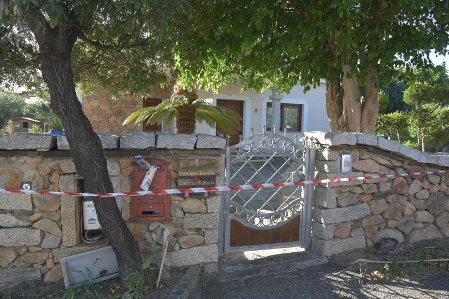 Attentato dinamitardo in una abitazione di San Teodoro, danni ingenti