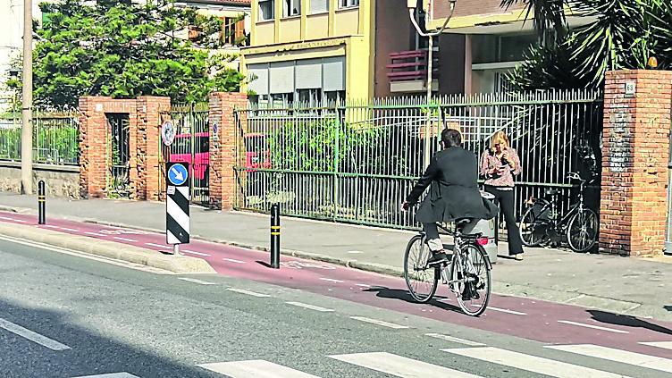 L'ingegnere della mobilità: «Bus, bici e mobilità sostenibile. Ecco perché a Livorno sono utopia»