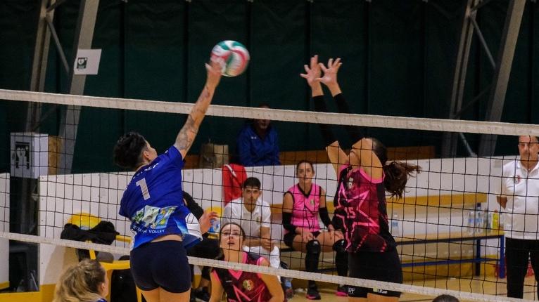 Un’azione della gara di andata tra Vp Volley e Oasi