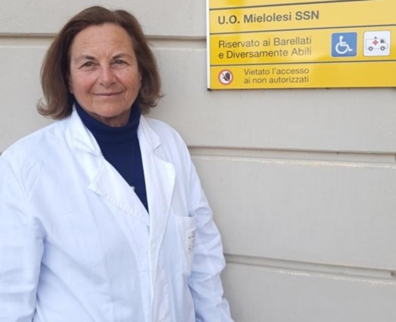 Speranza per i paraplegici con il robot per camminare