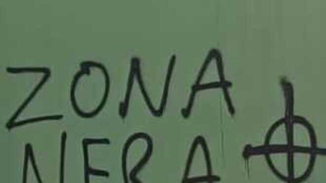 Via Cecati, ancora svastiche Erano state appena rimosse