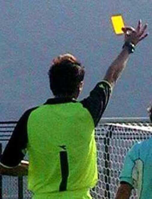 Insulti sessisti all’arbitra, punita l’Oristanese