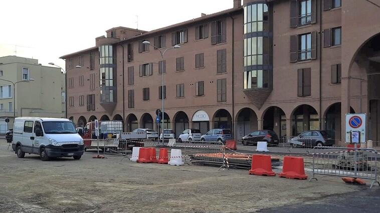 Castelnuovo Polvere e rumori, trasloca in via Piemonte il mercato settimanale