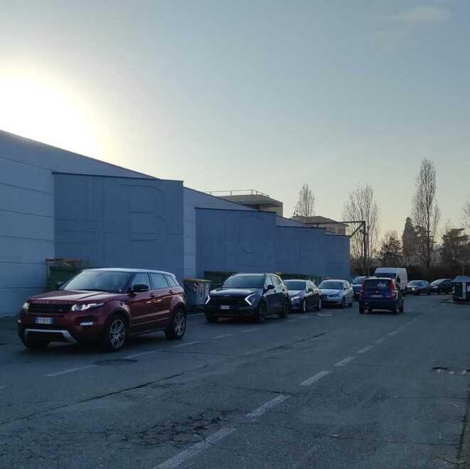 Modena Mezz’ora di coda per un pieno Ma si risparmiano anche 10 euro