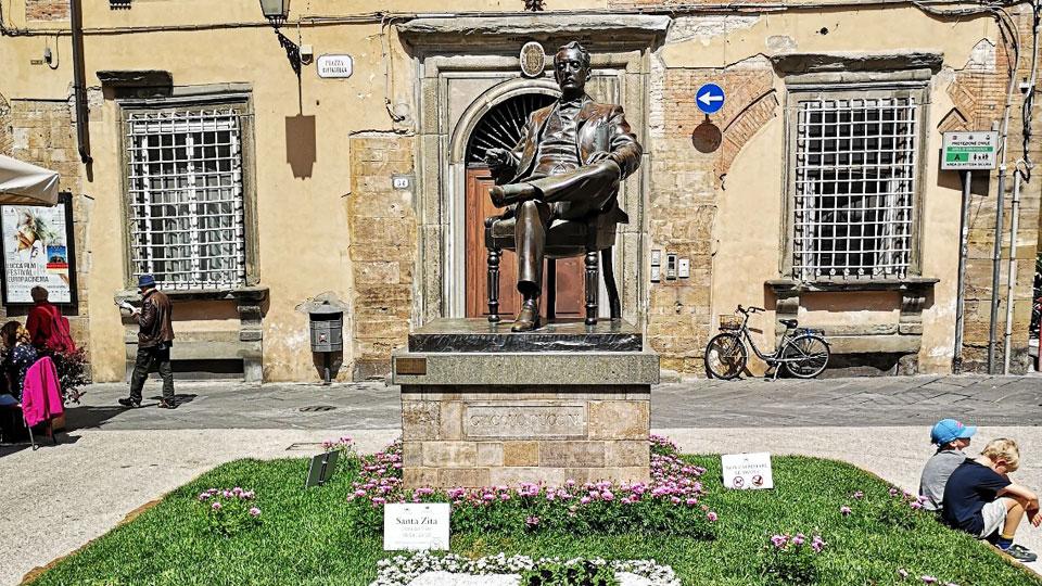 Lucca, bufera sul comitato pucciniano: i sindaci divisi su Veronesi