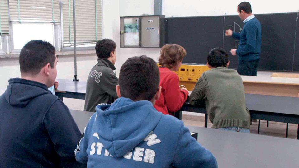 Riforma, rischio accorpamenti per nove scuole della provincia di Pistoia
