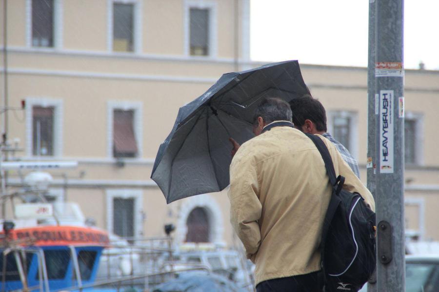Toscana, in arrivo l’aria polare marittima: pioggia, vento e possibili nevicate