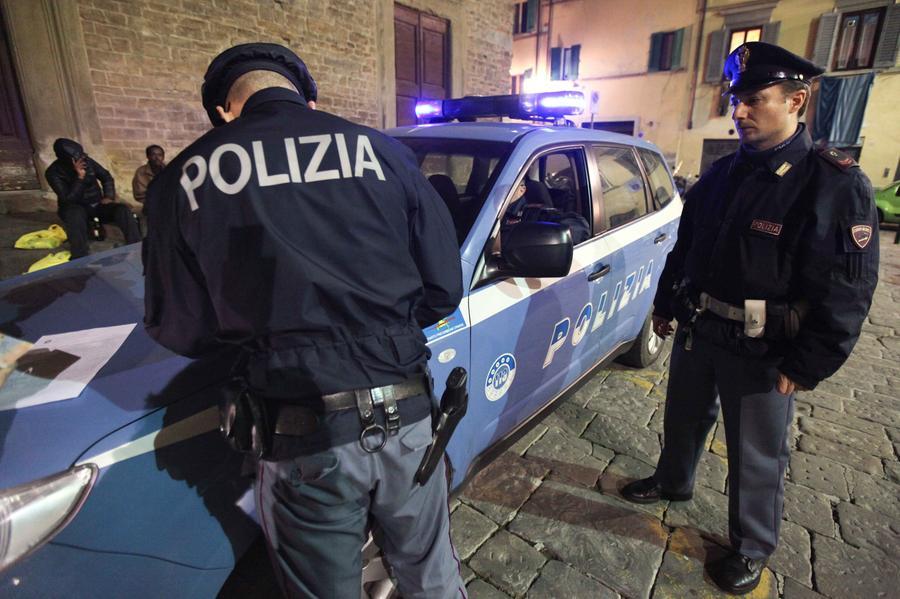 Risse e feriti in via Palazzuolo, l’ira dei residenti: «E’ come vivere nel bronx, qui la criminalità ha terreno fertile»