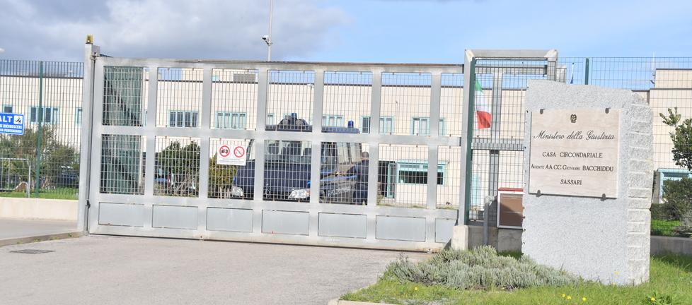 Aveva in casa 7 chili di marijuana, arrestato un elettricista di Sassari