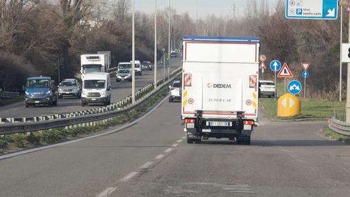 Modena Torna l'incubo buche in tangenziale Slalom tra le corsie e disagi