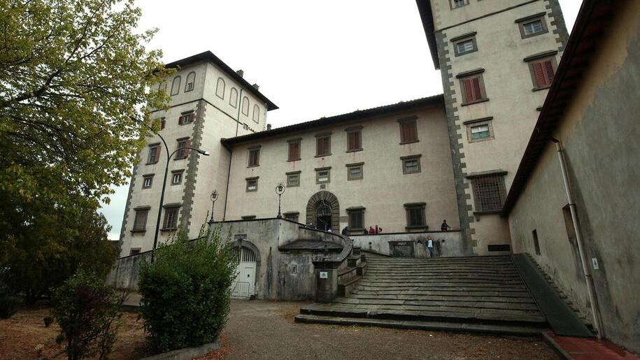 Empoli, il ministro Sangiuliano all’Ambrogiana: si accelera sugli Uffizi diffusi