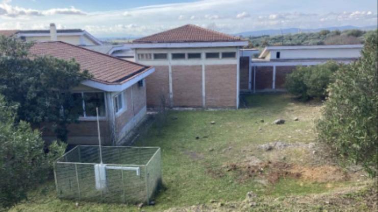 Gli spazi della scuola di via Gramsci oggetto dei lavori più consistenti (foto del Comune)