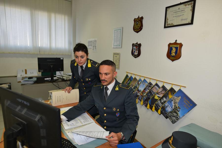 Bancarotta fraudolenta: tre indagati e maxi sequestro