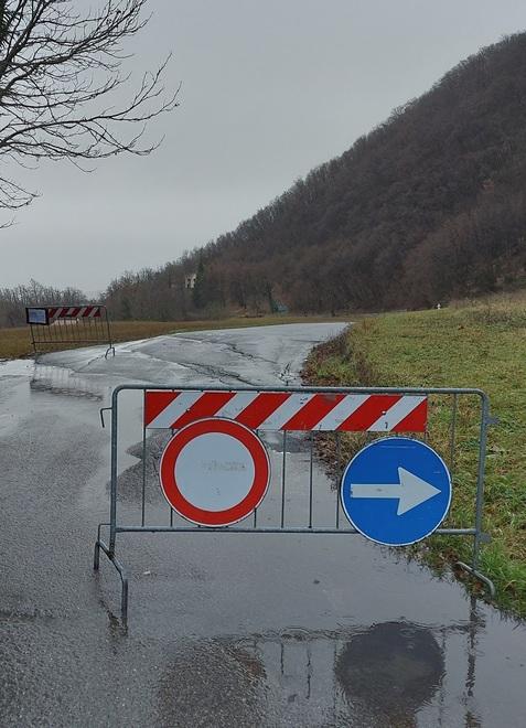 Serramazzoni. La rabbia di Pazzano: «Via chiusa da 40 giorni senza alcun intervento» 
