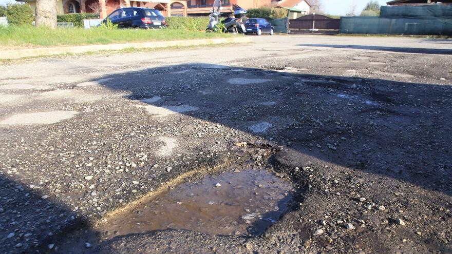 Buche sull’asfalto e danni, risarciti 586 cittadini in 5 anni