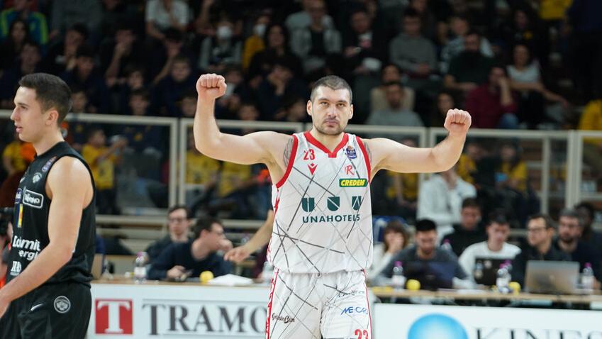 Burjanadze resta alla Unahotels