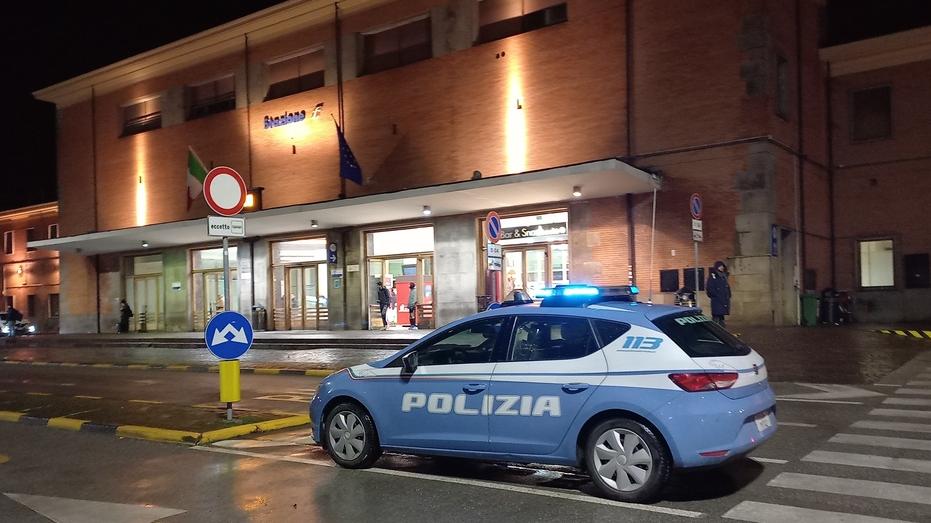 Ferrara, 34enne investito dal treno