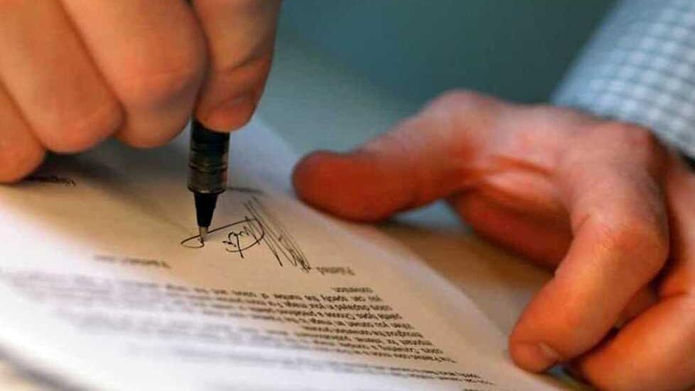 Sassuolo. Inventano un lascito di Squinzi per truffare tre parrocchie