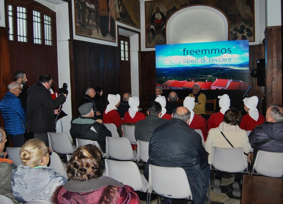 “I sardi della Lombardia” incontrano il progetto “Freemmos. Liberi di restare”