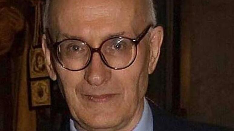 L’ultimo saluto al dottor Orsini, tragicamente massacrato per strada