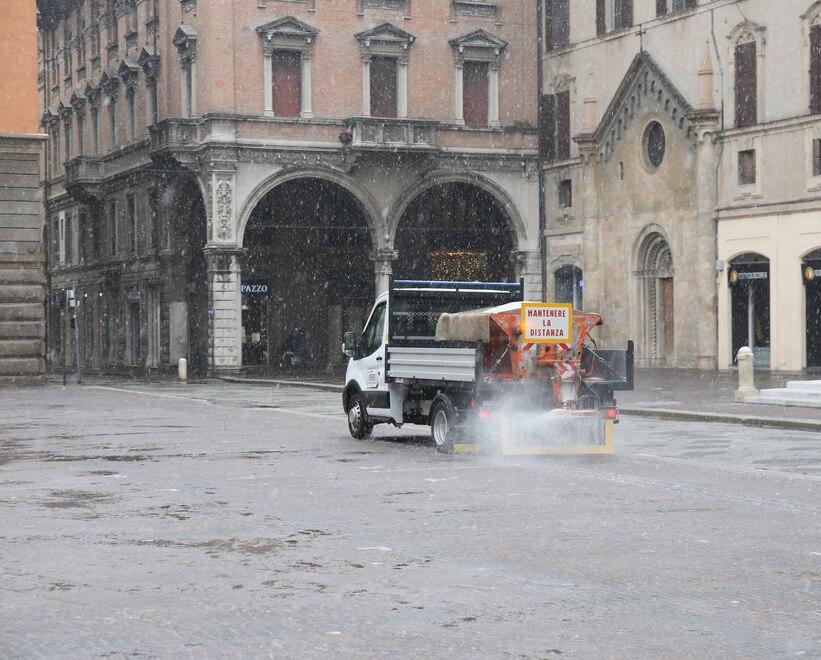 Piano neve, è tutto pronto in città per lo sgombero e la salatura