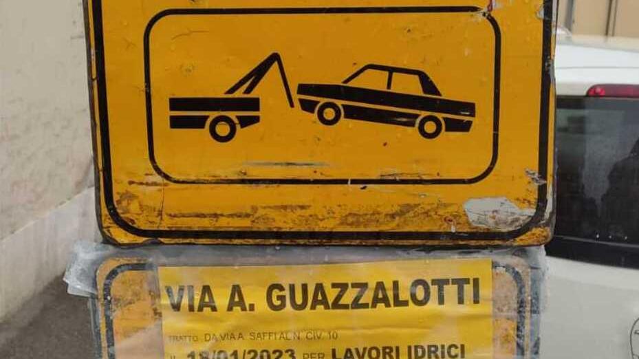 Perdita d’acqua in via Guazzalotri. Oggi la riparazione dopo le proteste
