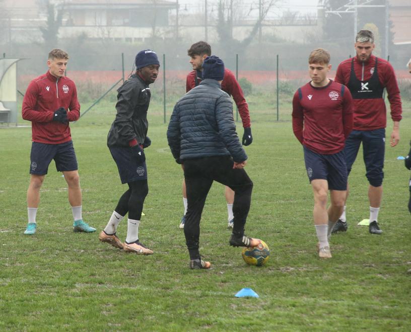 Ieri il primo allenamento di Fiamozzi, ora Goretti cerca il centrale mancino
