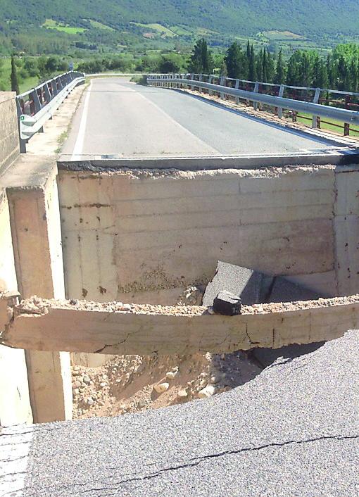 
	La voragine nel ponte di Olo&egrave;

