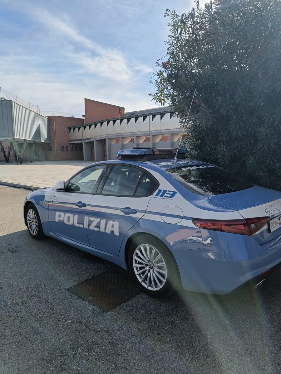 
	La polizia in azione

