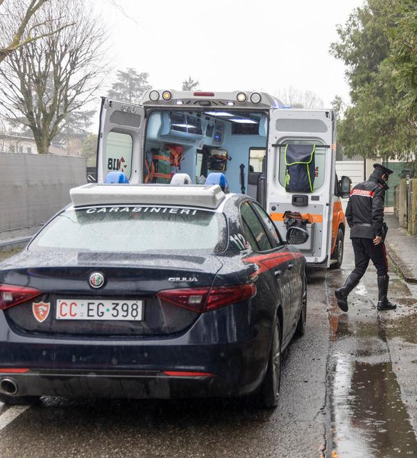 Soliera. Tragedia in famiglia: stabili la moglie e il suocero 