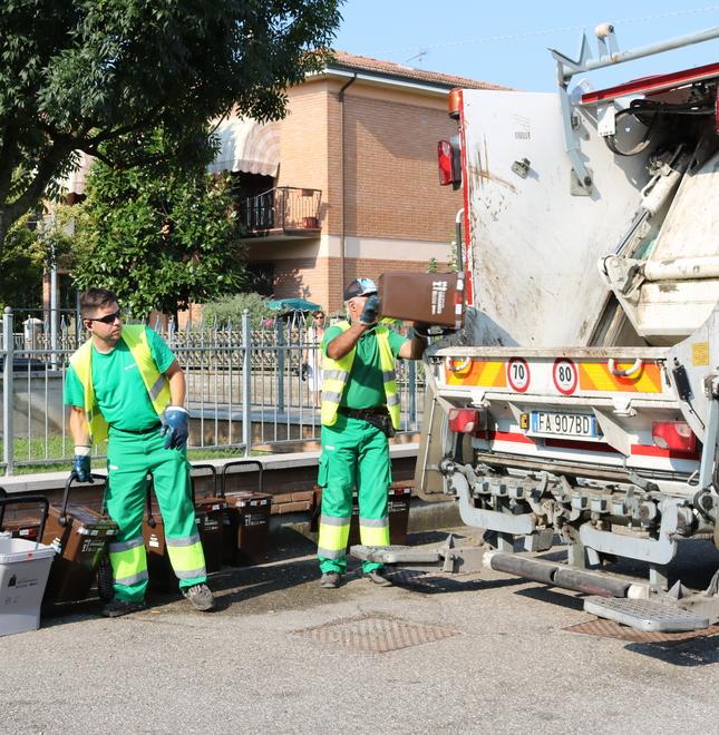 Modena. «Carenza di personale? Gli autisti fuggono da Seta e vanno a lavorare da Hera» 