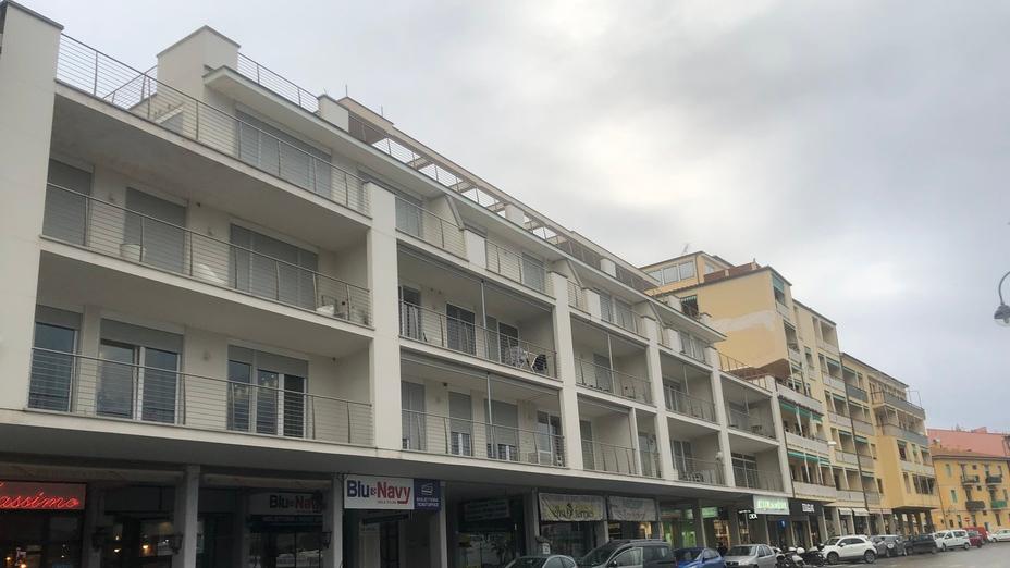 Portoferrario, interrogazione di Di Tursi: «Quattro case dell’hotel Massimo devono essere date al Comune»