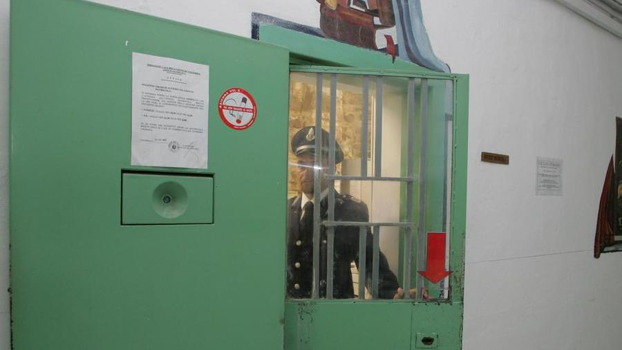 Leggere per non dimenticare: l’intervista a Cosima Buccoliero, direttrice di un carcere moderno e autrice di “Senza Sbarre”