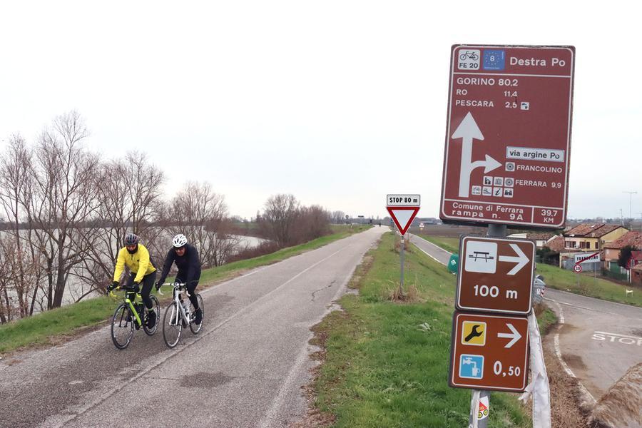 Ferrara, sessanta milioni per sette ciclovie ferraresi