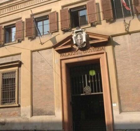 Concordia Ruba i soldi all’amico e li gioca alle slot 