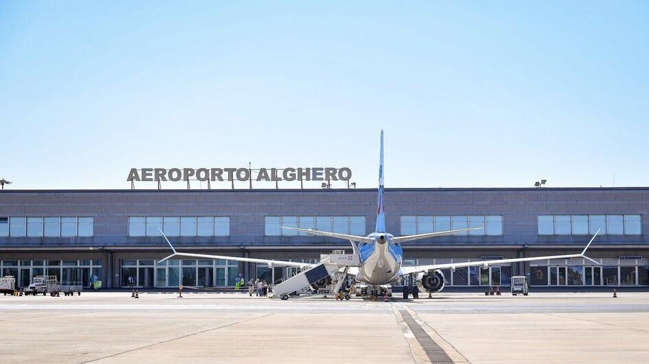 Aeroporto di Alghero in crisi: cassa integrazione e nessuno vuole le rotte