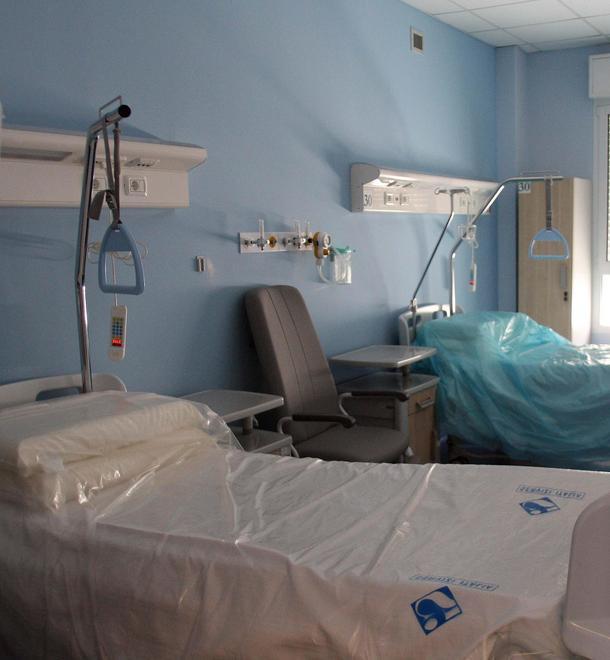 I direttori di dipartimento annunciano: «Dal 6 ottobre ripristinati i posti letto»