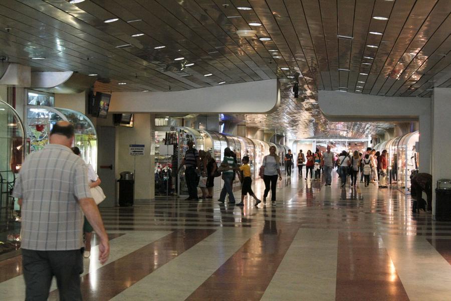 Rapinato 15enne nel sottopassaggio della stazione di Santa Maria Novella