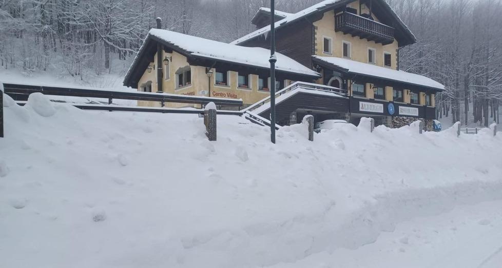 Tornano neve e sciatori: impianti aperti al Casone e a Careggine