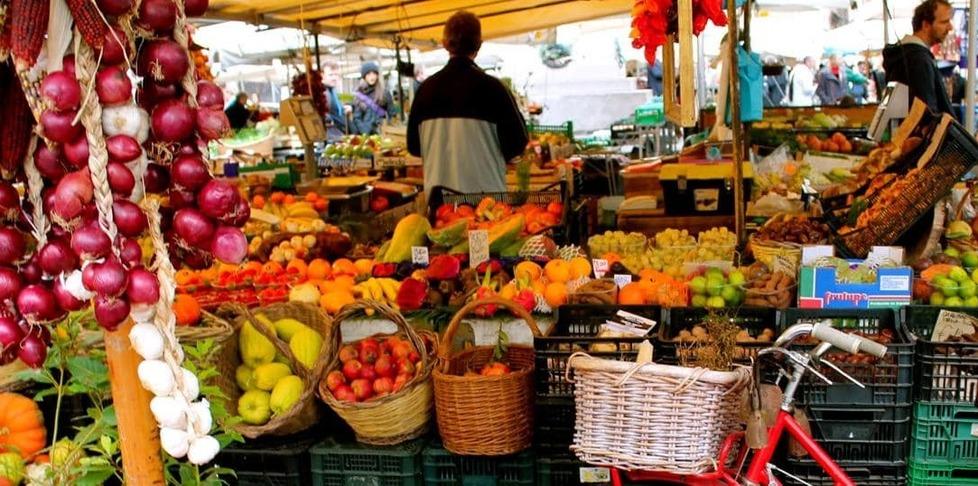 Commercio ambulante a Sassari, via alla rivoluzione tra tagli e nuove aperture 