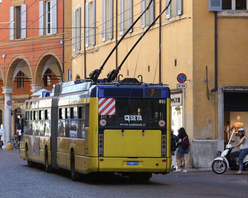 Modena. Nuove assunzioni e meno assenze Seta ripristina i bus soppressi 