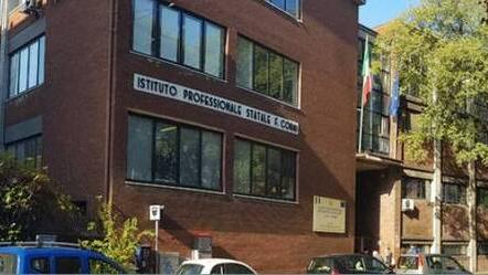 Modena Malore del docente dopo lite con i ragazzi: «Minacciato dagli studenti». Aperta un'inchiesta