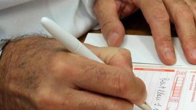 Scelta del medico di famiglia; a Lucca sono quasi tutti pieni: la tabella con i dottori disponibili