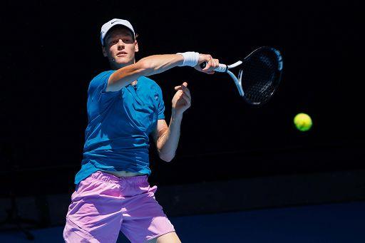 Australian Open: Sinner a caccia di rivincite, con Ttsitsipas cerca il pass per i quarti